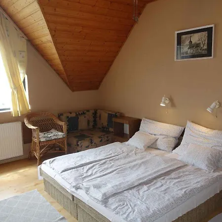 In - Balaton 43120 Siofok